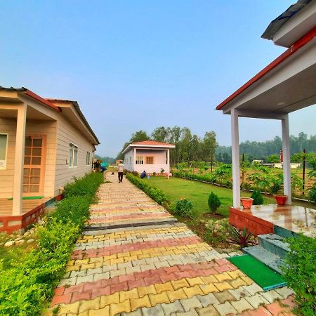 Corbett Veda Inn 兰纳加 外观 照片