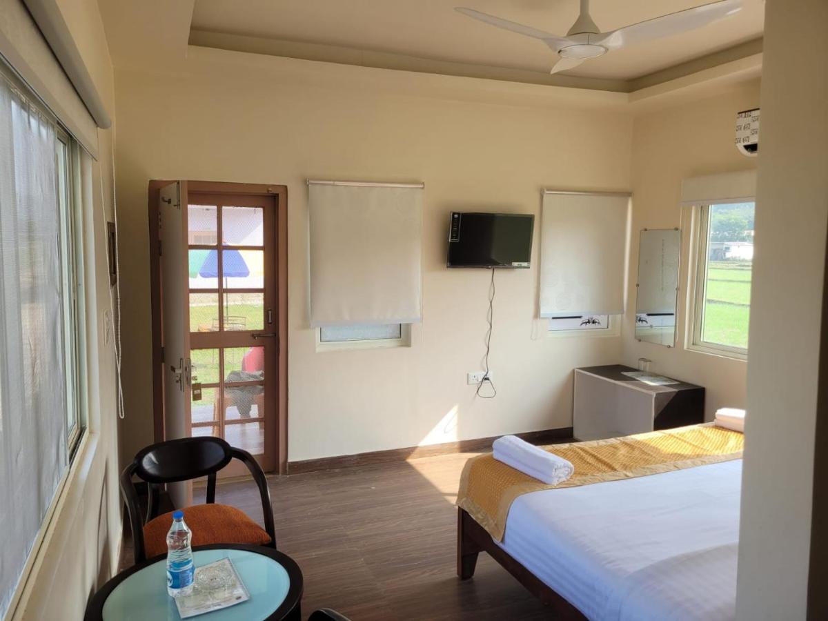Corbett Veda Inn 兰纳加 外观 照片